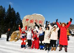 Cina: Festa di primavera, turisti visitano mete invernali Heilongjiang (2)
