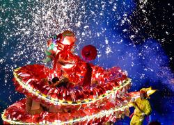 Cina: danza del drago per la Festa delle lanterne nel Guizhou (3)