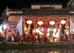 Villaggio nell'Anhui organizza mostra di lanterne dello zodiaco cinese