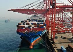 Cina: lavora per attuare con efficacia misure pro-investimenti esteri