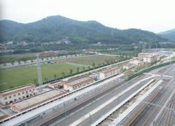 Cina: aumento viaggiatori thailandesi su ferrovia Cina-Laos per politica esenzione visto
