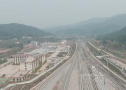 Ferrovia Cina-Laos gestisce oltre 180.000 viaggi passeggeri transfrontalieri