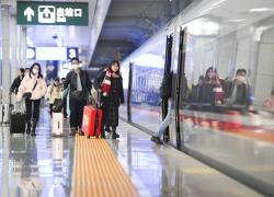 Cina: settore ferroviario gestisce +1 mld viaggi passeggeri a gen-mar