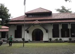Spirito di Bandung: la voce della giustizia di Sukarno