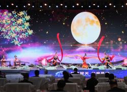 Cina: Hubei, festeggiamenti per Giornata spaziale a Wuhan (1)