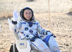 Cina: atterrata capsula di rientro di Shenzhou-17 (3)