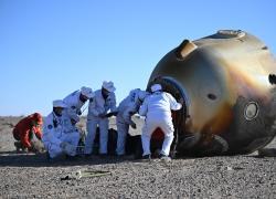Cina: atterrata capsula di rientro di Shenzhou-17 (2)