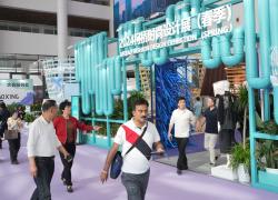 Cina: Zhejiang, Shaoxing ospita Keqiao Textile Expo (Spring) (1)