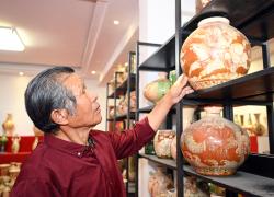 Cina: Anhui, Tianying tramanda ceramica dipinta di Jieshou (2)