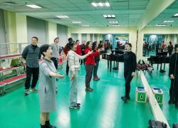 Cina: melodie folk danno vita al turismo nel nord-ovest del Paese