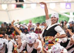 Cina: concorso di danza Guozhuang nello Xizang (1)