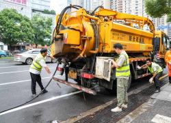 Cina: risposta d'emergenza a temporali nello Hunan (2)
