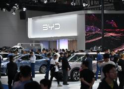 Cina: sondaggio, penetrazione NEV segnerà record del 49,1% a giugno