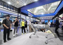 Cina: expo sull'intelligenza robotica a Tianjin (2)