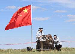 Cina: Chang'e-6 riporta a Terra primi campioni da lato più lontano di Luna