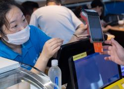 Cina: nuove misure per lo sviluppo di alta qualità dei servizi di consumo