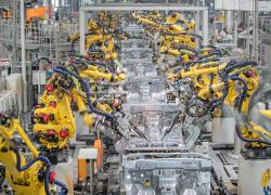 Cina: produzione industriale in crescita del 4,5% ad agosto