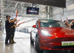 Cina: stabilimento Tesla Shanghai raggiunge traguardo di 3 mln di veicoli prodotti