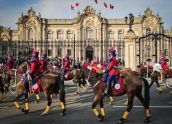 Perù: Lima, presidente Boluarte tiene cerimonia di benvenuto per Xi