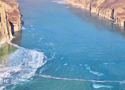 Cina: la magia dell'inverno sul Grand Canyon del fiume Giallo