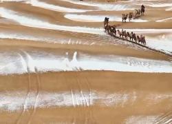 Cina: Mongolia Interna, il tocco dell'inverno sul deserto Xiangshawan