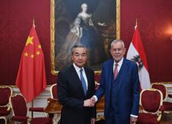 Cina-Austria: incontro tra il presidente Van der Bellen e Wang a Vienna