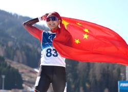 Paralimpiadi: il cinese Cai Jiayun vince l'oro nello sprint standing di biathlon (1)