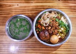 CORRETTO Cina: in aumento il turismo a Liuzhou per assaggiare il Lyufen (2)