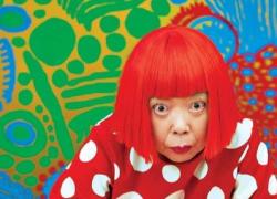    Yayoi Kusama,  l’artista celebre per le sue “ Infinity Mirror Rooms” in mostra a Berlino 