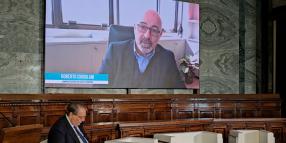 Cingolani (Leonardo): "Guerra alle porte, il target è la sicurezza non la difesa da sola; la frammentazione degli investimenti tra i 27 Paesi europei non aiuta"