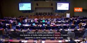 Covid, anche figlia 19enne dell'attore Ben Affleck fa allarmismo: "Usate mascherine in strutture mediche, nuove generazioni? Irresponsabili" – VIDEO