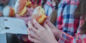 Alimenti ultraprocessati, la sfida della sanit&agrave; pubblica nel piatto