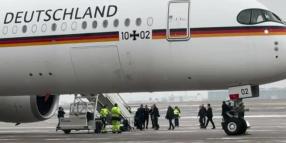 Merz in tour nel Golfo arabo: "Pi&ugrave; prosperit&agrave; con nuove partnership"