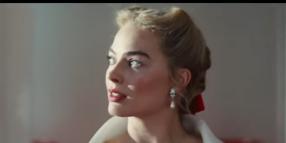 Margot Robbie e Jacob Elordi, passione impossibile in "Cime tempestose"