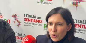 Carburanti, Schlein: Meloni usi extragettito Iva per ridurre accise