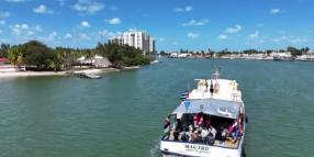 Un battello salpa dal Messico alla volta di Cuba con aiuti umanitari