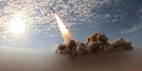 Trump: "Negoziatori iraniani strani, senza accordo non sar&agrave; bello"