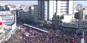 Iran, migliaia di manifestanti pro-governo si radunando a Teheran: "Lunga vita a Khamenei, mai con Usa, Israele e Pahlavi" - VIDEO