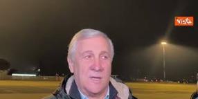 Tajani accoglie bimbi palestinesi: Italia in prima fila per aiutare popolazione civile Gaza