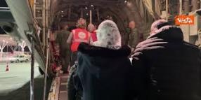 In arrivo in Italia 117 feriti palestinesi di cui 26 bisognosi di cure urgenti