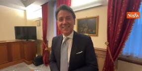 Il dietro la tenda dell'intervista con Conte del direttore di Agenzia Vista Alexander Jakhnagiev