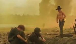 Robet Duvall, il ruolo del colonnello William "Bill" Kilgore in 'Apocalypse Now': "Mi piace l'odore del napalm al mattino" - VIDEO