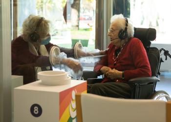 Alzheimer e citt&agrave; affollate: l&rsquo;inquinamento urbano aumenta il rischio di ammalarsi di Alzheimer, la ricerca fatta su milioni di persone