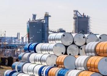 Petrolio, Italia verso il rilascio di 9mln di barili dalle riserve petrolifere per ridurre prezzi per il conflitto in MO