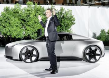 Audi svela a Milano la nuova filosofia stilistica e la Concept C, prototipo sportivo che anticipa i modelli del futuro