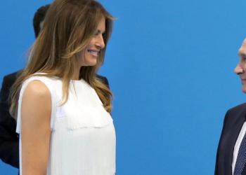 L"asse "Melania-Putin" e il trionfo mediatico di Trump a Gerusalemme e a Sharm: quando il Potere agisce con le immagini