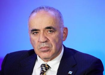 Russia, ordinato arresto in contumacia per scacchista 62enne Garry Kasparov, oppositore di Putin accusato di &ldquo;apologia del terrorismo&rdquo;