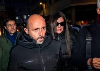 Crans-Montana, dubbi sulla licenza de Le Costellation: "I Moretti l'hanno pagata 1 franco", Jacques replica: "L'attivit&agrave; era chiusa"