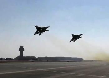 Sudan, Egitto utilizza base aerea segreta nel deserto per attacchi contro RSF, impiegati potenti modelli di drone da combattimento turco