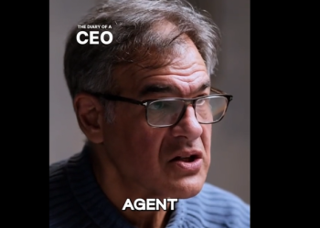 Caso Epstein, ex agente CIA Kiriakou rivela: "Ex finanziere era un agente del Mossad, spia israeliana incaricata di ricattare i potenti" - VIDEO